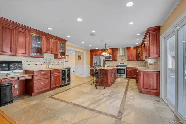 $1,399,000 | 10 Field Avenue, Hicksville, NY 11801