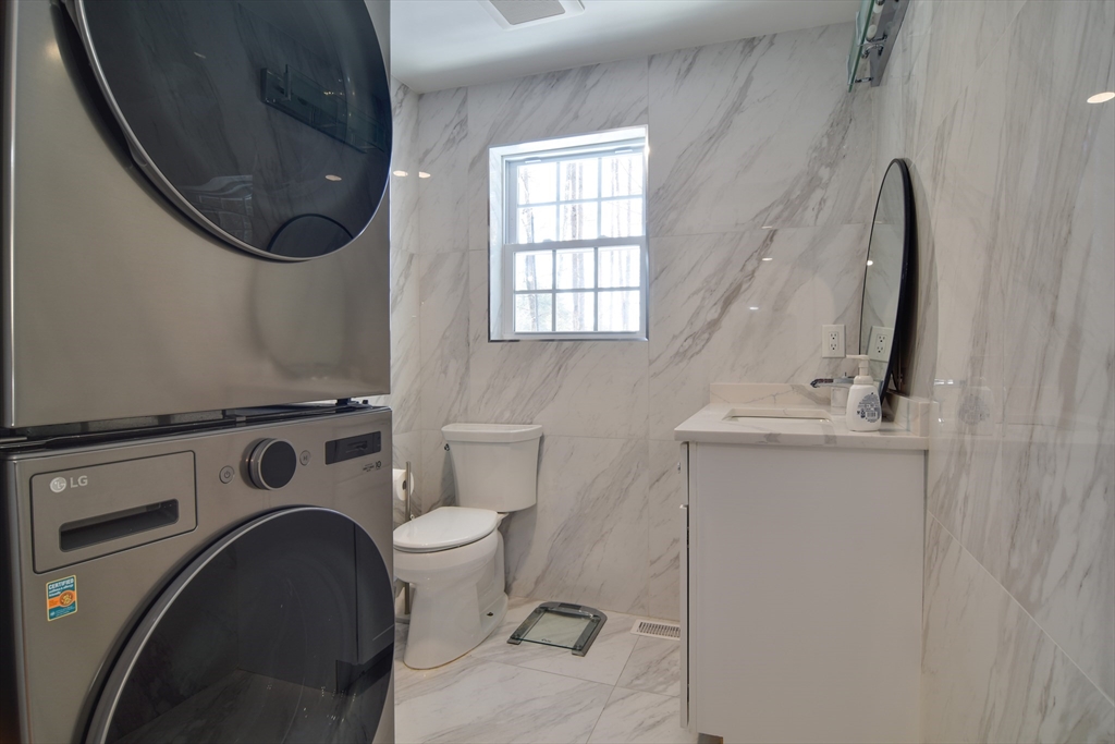 555 Old Harvard Road Boxborough, MA 01719 - Photo 16 of 40