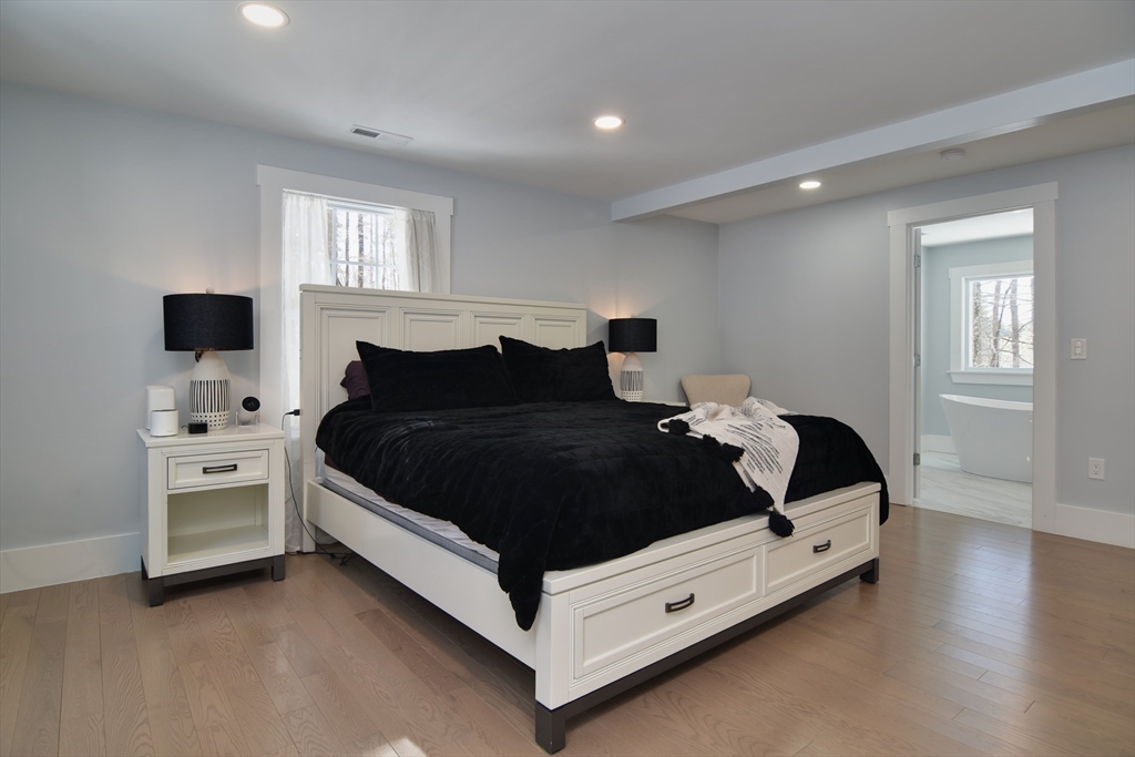 555 Old Harvard Road Boxborough, MA 01719 - Photo 19 of 40