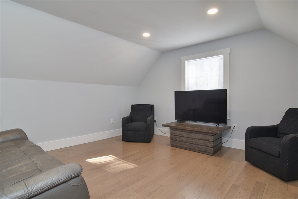 555 Old Harvard Road Boxborough, MA 01719 - Photo 28 of 40