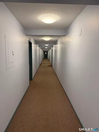 $1,300 | 70 Farmington Avenue, Unit 4E, New London, CT 06320