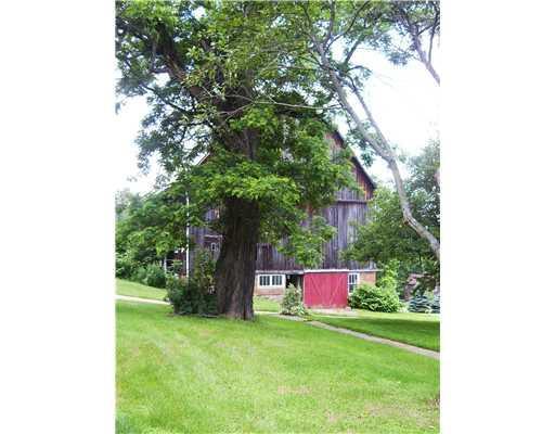 108 Vandyke Road Freeport, PA 16229 - Photo 5 of 17 Stable/Barn.