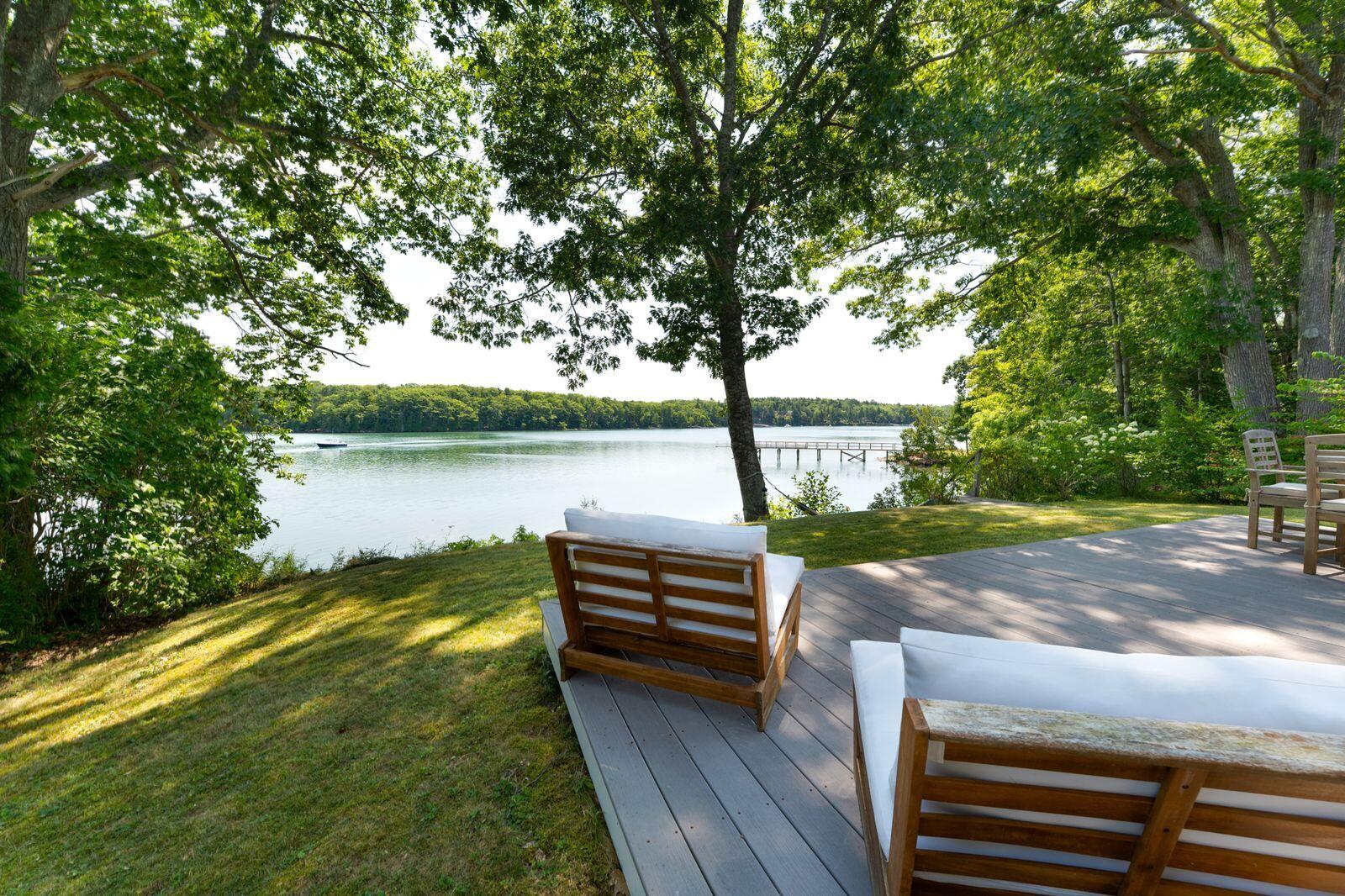 138 Hildreth Road Harpswell, ME 04079 - Photo 7 of 39 138 Hildreth deck view