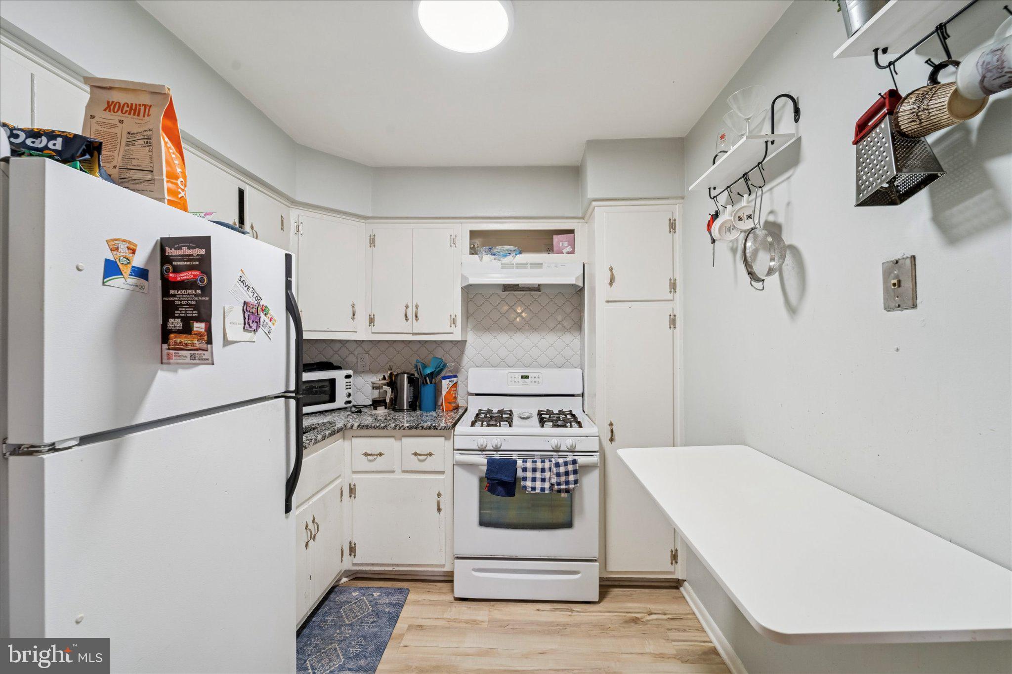 2659 Daphne Road Philadelphia, PA 19131 - Photo 15 of 34 Cozy kitchen with modern amenities.
