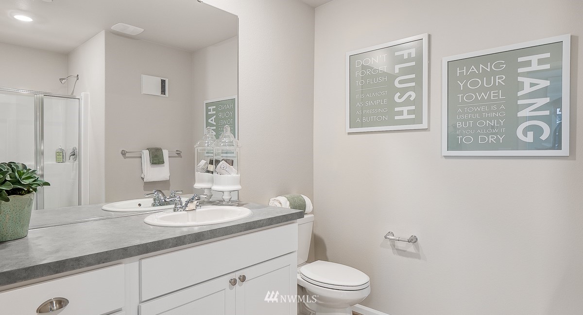 17401 118th Ave Court East, Unit A Puyallup, WA 98374 - Photo 2 of 14