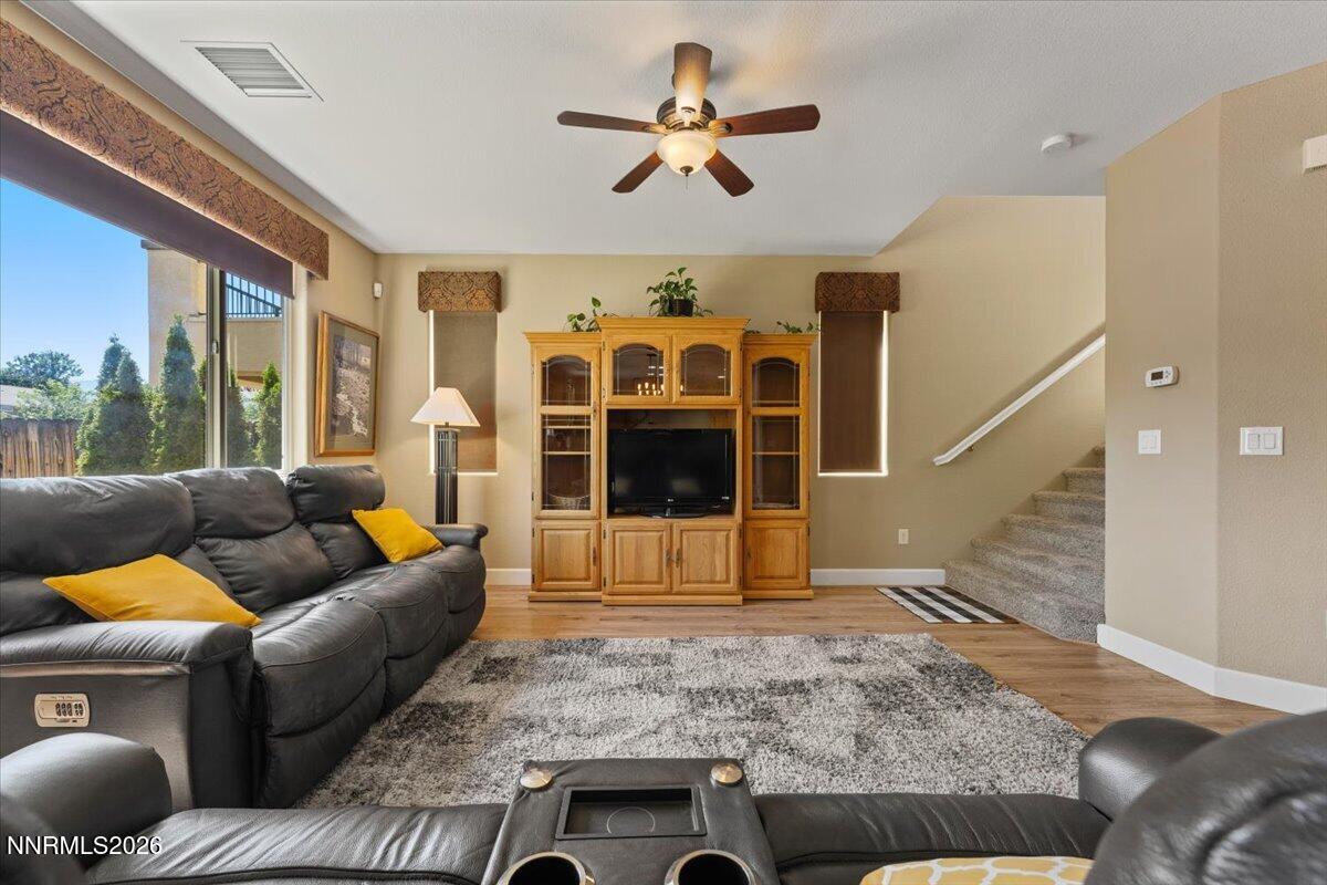 1860 Braemore Drive Reno, NV 89521 - Photo 8 of 26 09-1860 Braemore Drive Reno NV 89521 (9