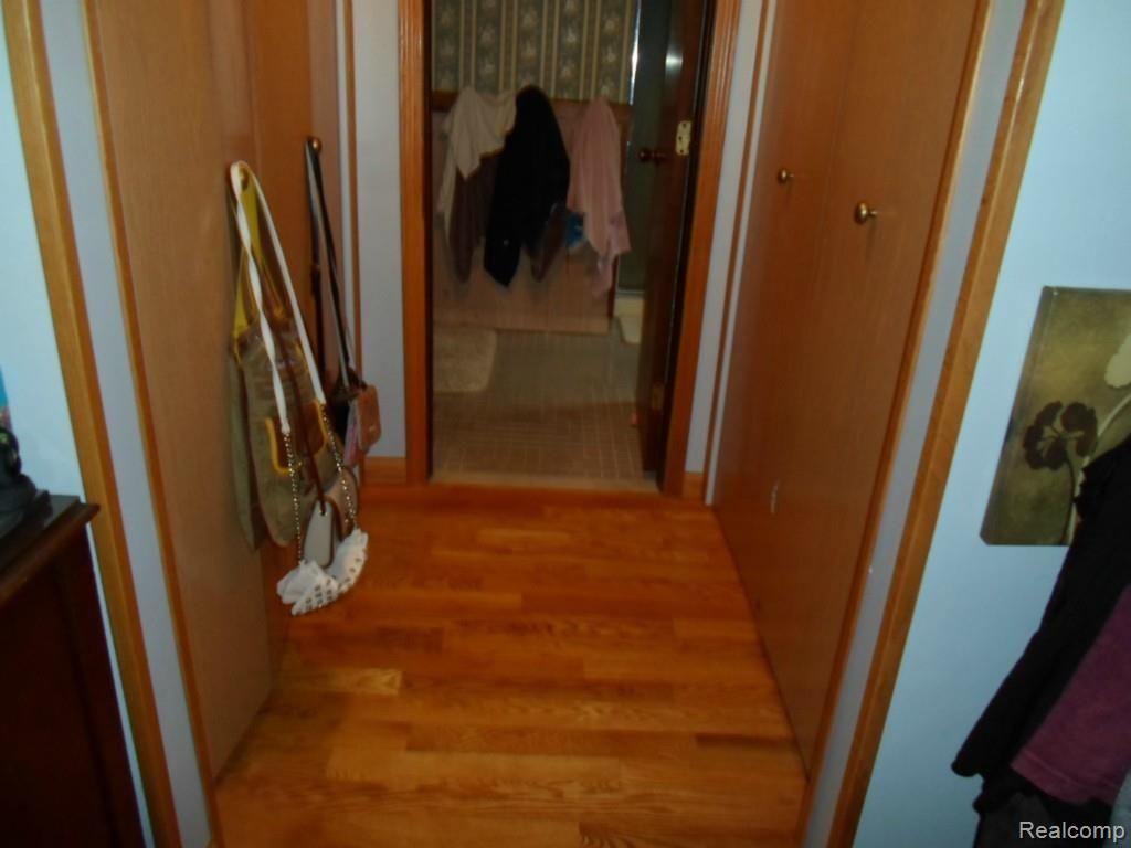 283 Sullivan Road Monroe, MI 48161 - Photo 26 of 29 SAM_0389.jpg