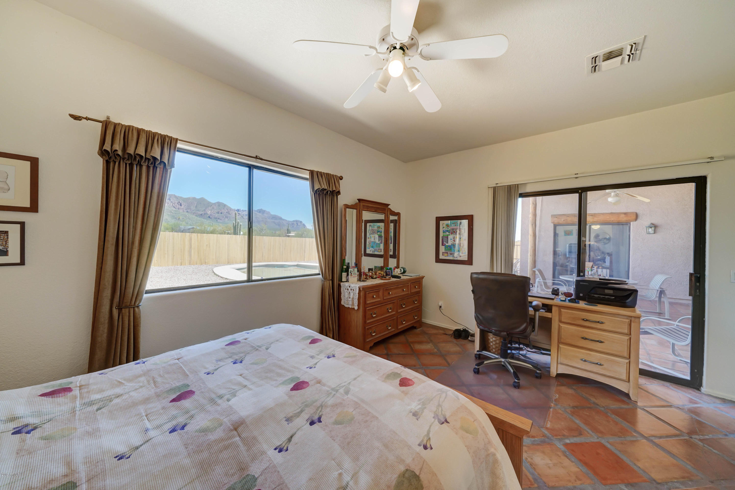 1049 North Sun Road Apache Junction, AZ 85119 - Photo 18 of 28 1049 N Sun Road-18