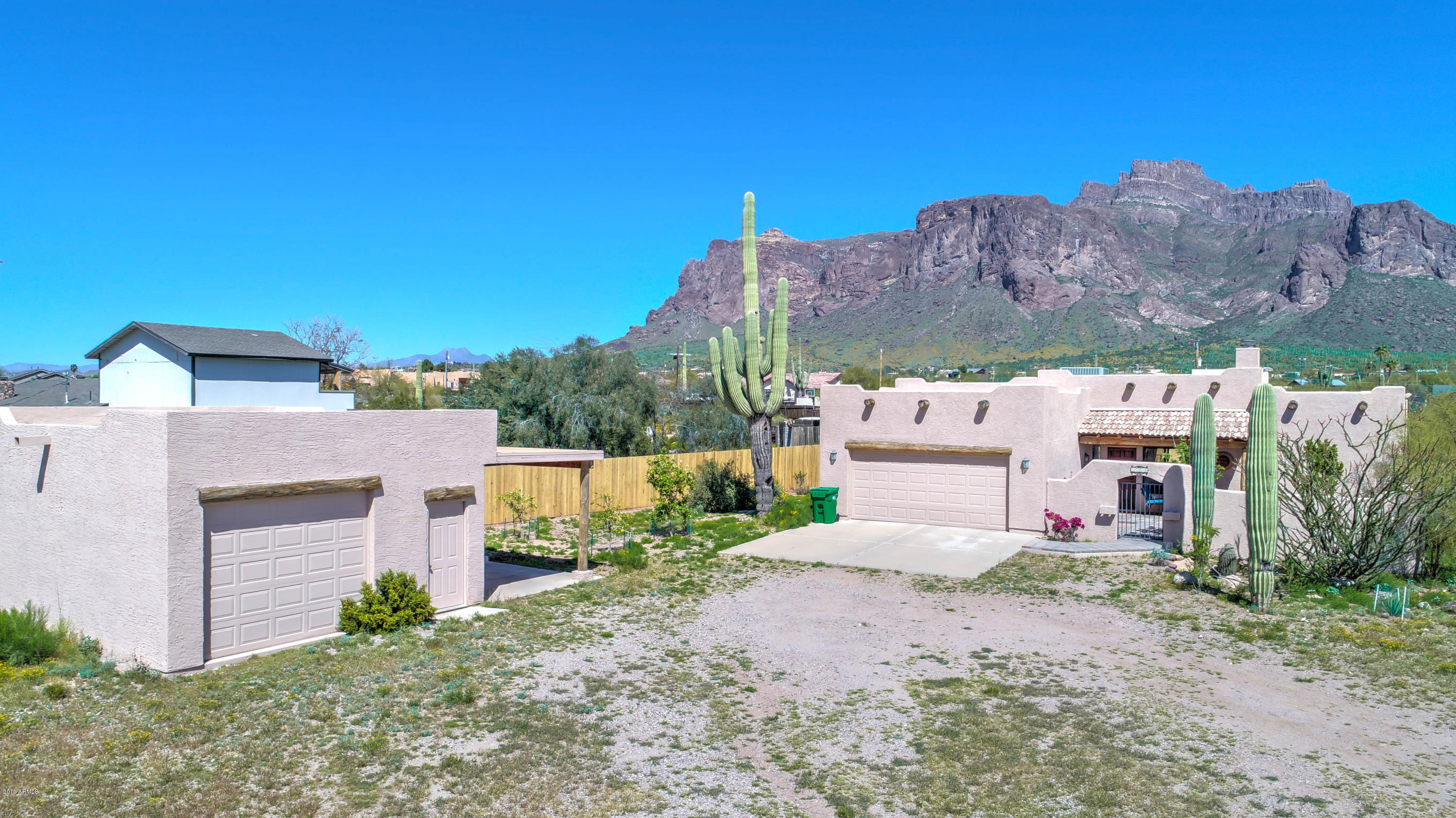 1049 North Sun Road Apache Junction, AZ 85119 - Photo 27 of 28 1049 N Sun Road-26