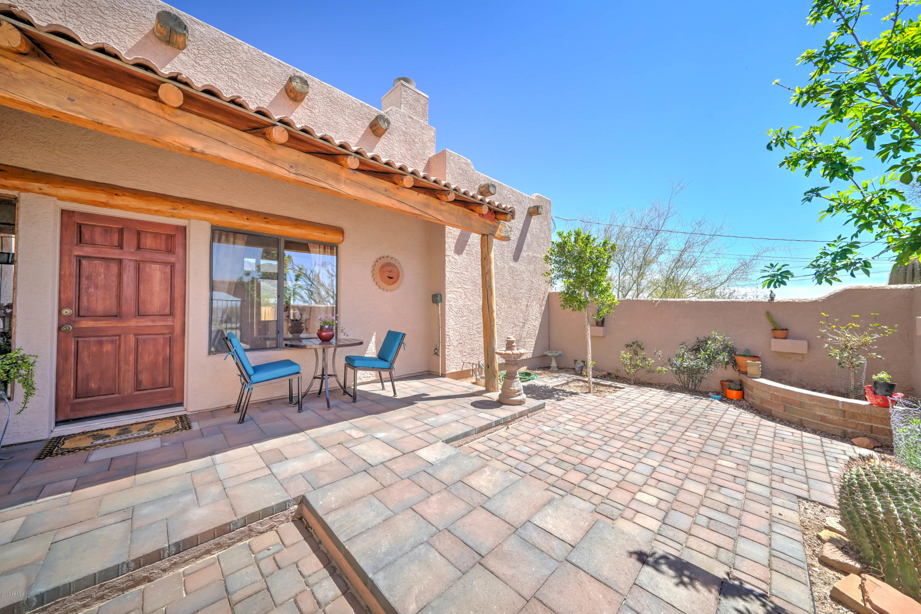 1049 North Sun Road Apache Junction, AZ 85119 - Photo 4 of 28 1049 N Sun Road-4