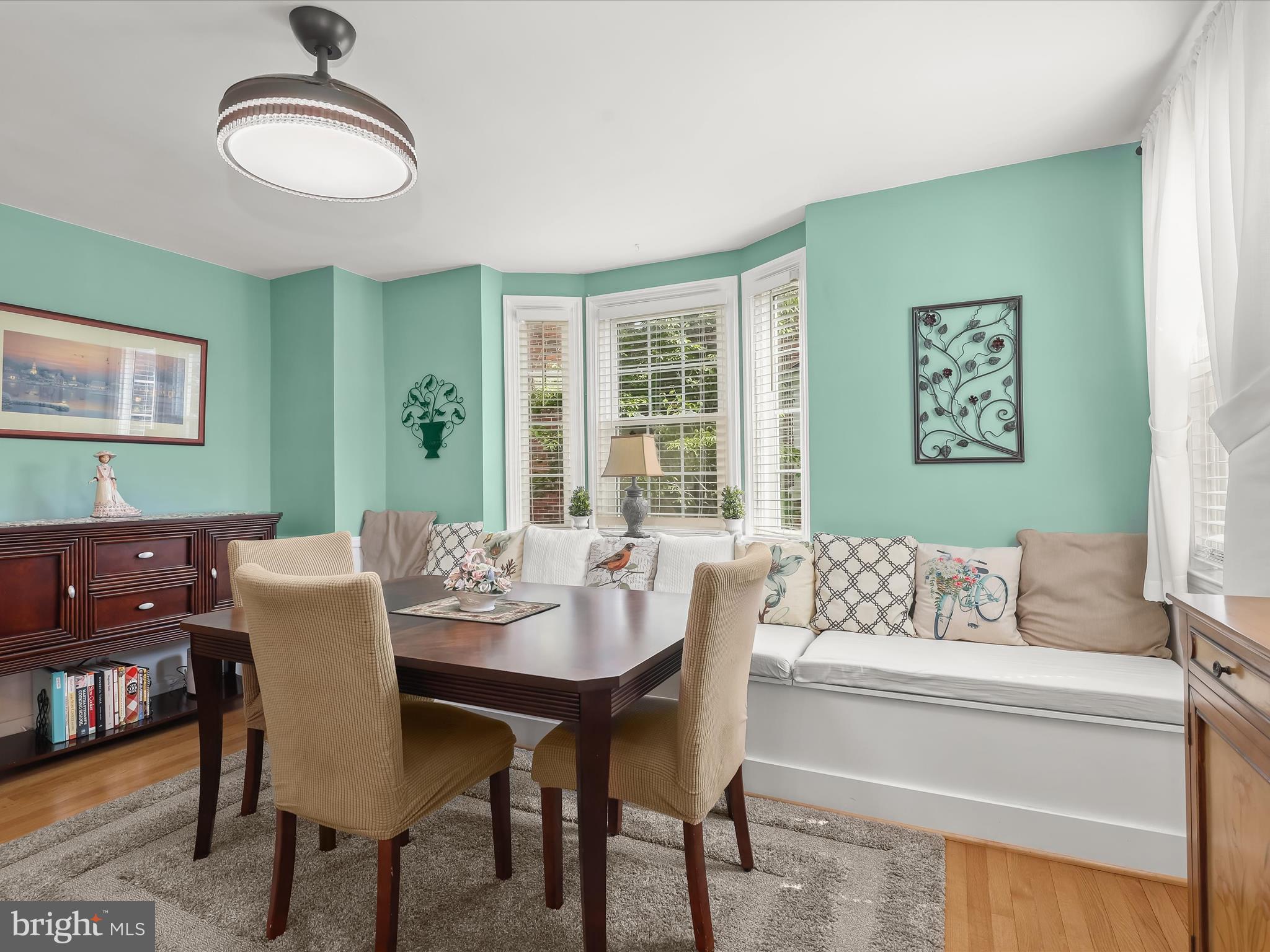 411 Greenlow Road Baltimore, MD 21228 - Photo 13 of 59 Dining Room - Hardwood Floors