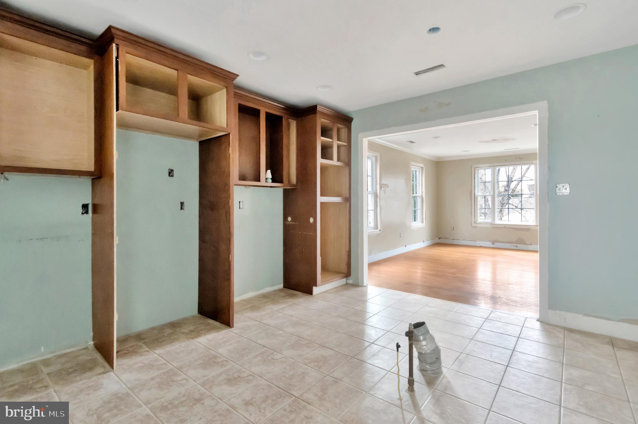 6515 Tucker Avenue McLean, VA 22101 - Photo 4 of 19