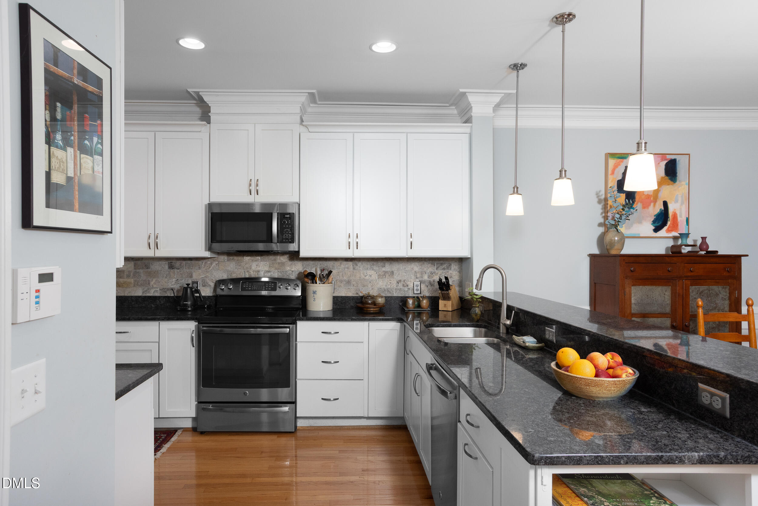 507 Valleyshire Road Durham, NC 27707 - Photo 18 of 47