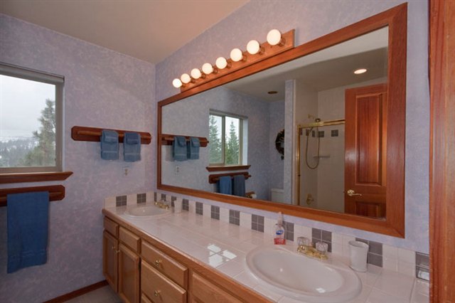 12627 Parsenn Road Truckee, CA 96161 - Photo 6 of 9 Gallery Image 6