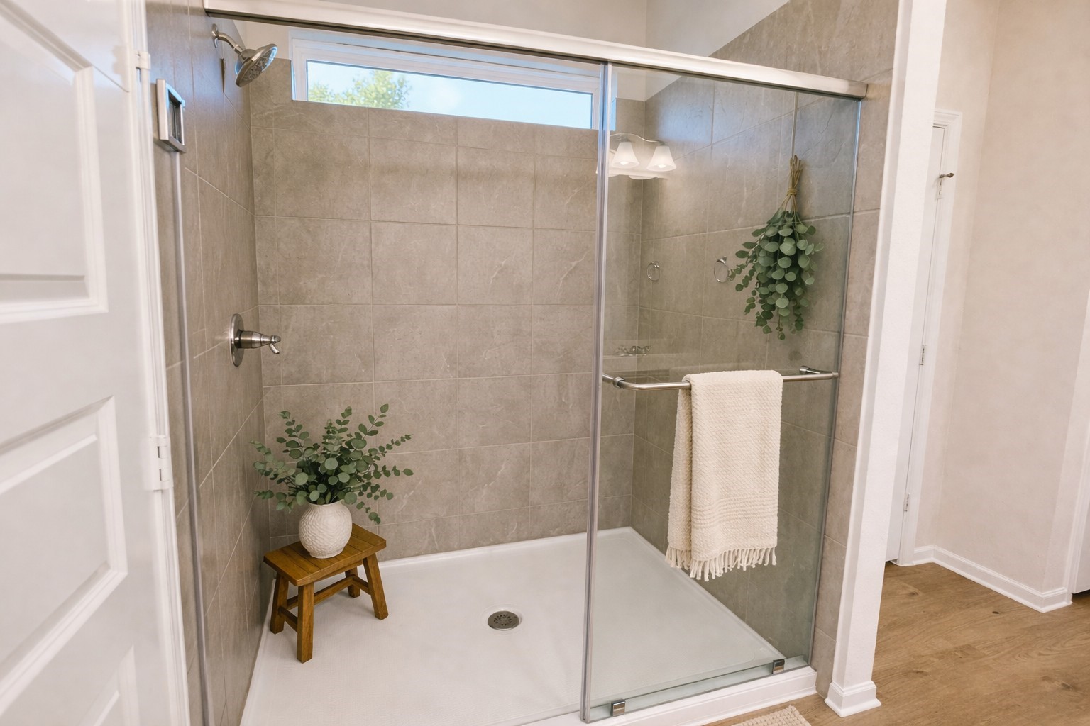 9749 Enclave Ridge Road Willis, TX 77318 - Photo 9 of 19 a bathroom with a tub and shower