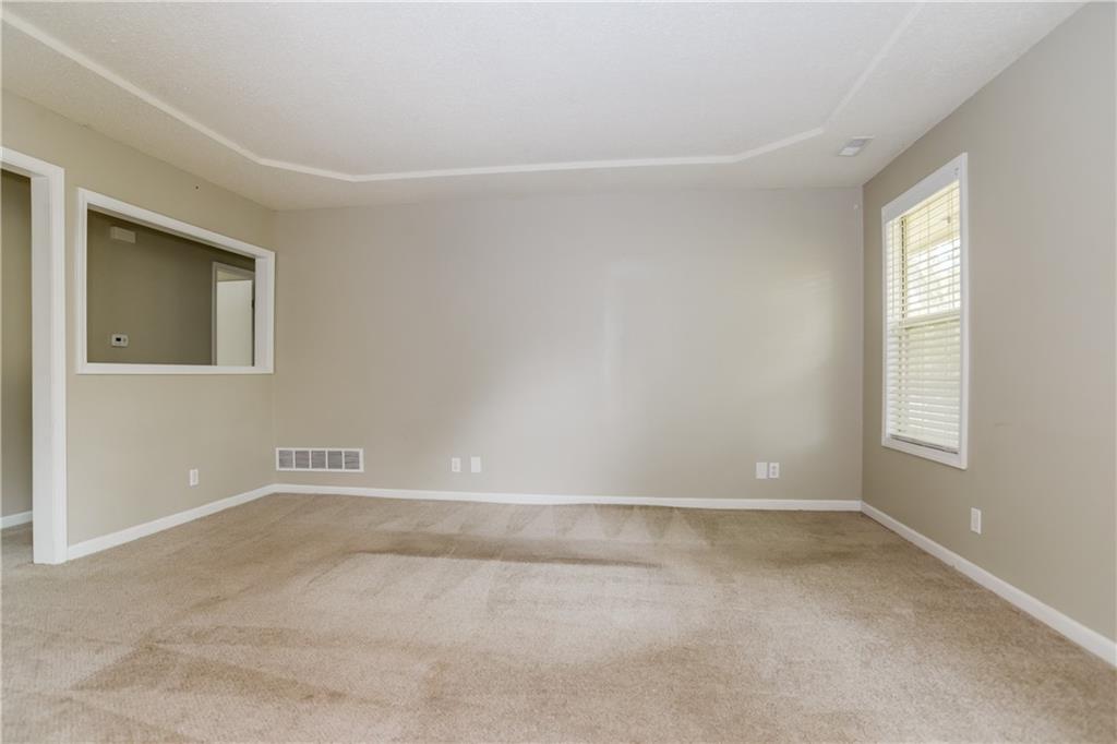 1602 Cooper Drive Raymore, MO 64083 - Photo 4 of 16