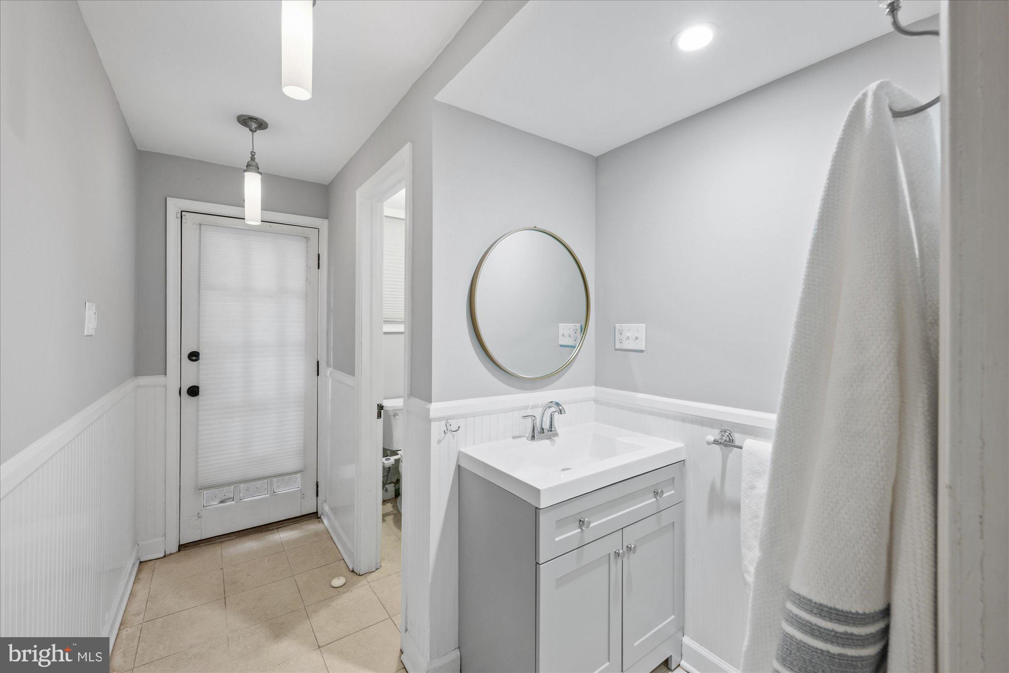 3719 Jenifer Street Northwest Washington, DC 20015 - Photo 18 of 24