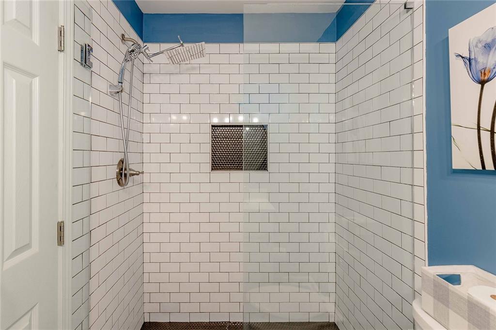 6375 Caladium Drive Acworth, GA 30102 - Photo 24 of 41 a bathroom with a shower