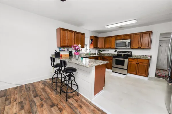 $2,100 | 1250 Mitchell Street, Lakeland, FL 33801