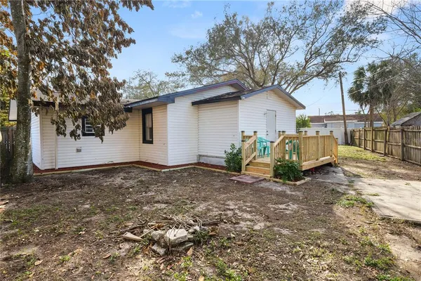 $2,100 | 1250 Mitchell Street, Lakeland, FL 33801