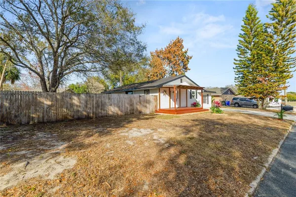 $2,100 | 1250 Mitchell Street, Lakeland, FL 33801