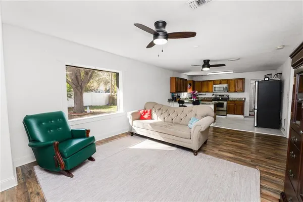 $2,100 | 1250 Mitchell Street, Lakeland, FL 33801