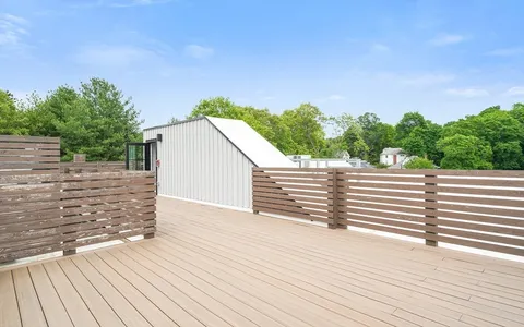 $2,600,000 | 148 Weston Road, Unit 304, Wellesley, MA 02482