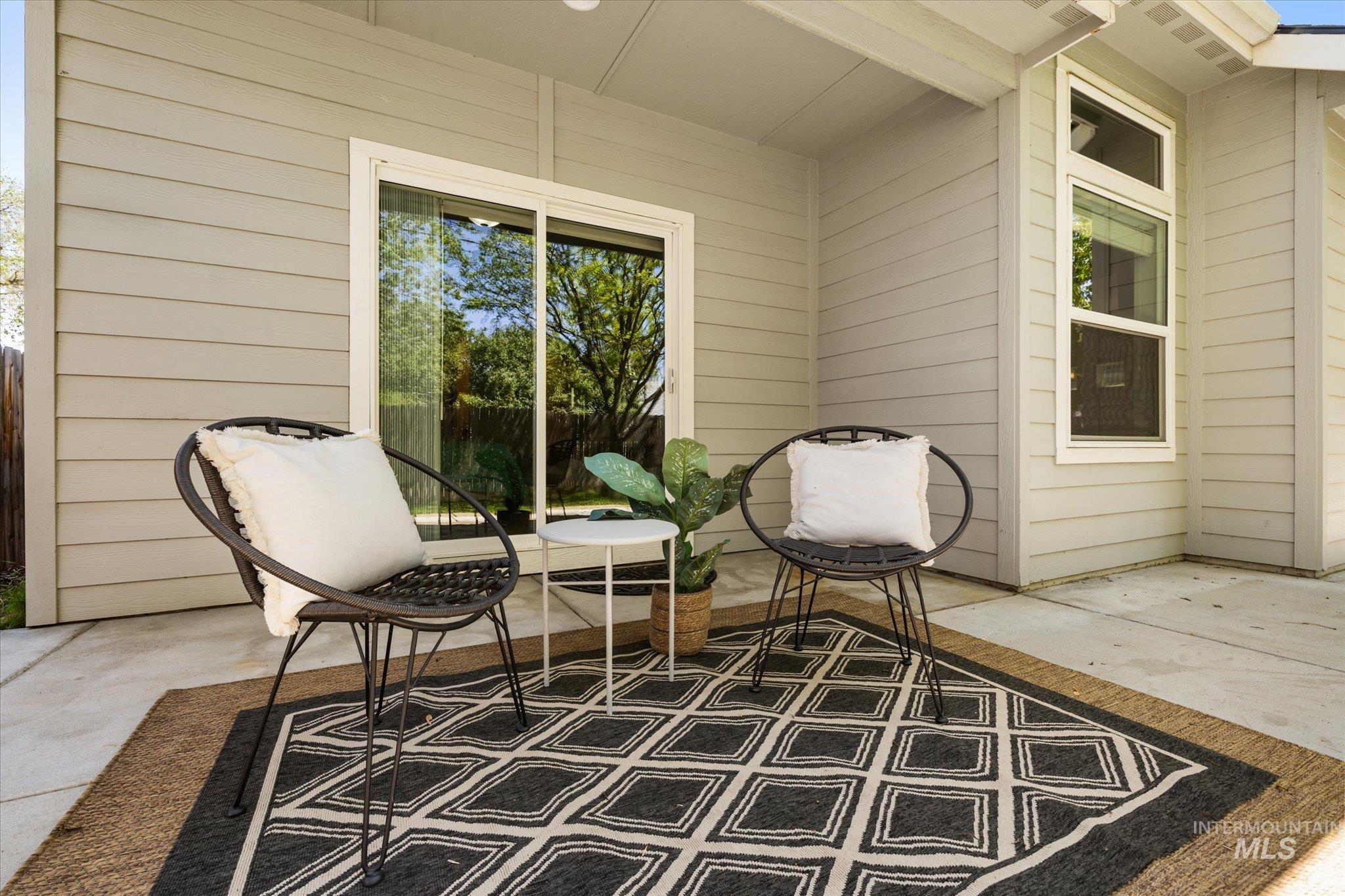 1915 South High Street Boise, ID 83706 - Photo 36 of 44 Covered patio featuring a concrete surface