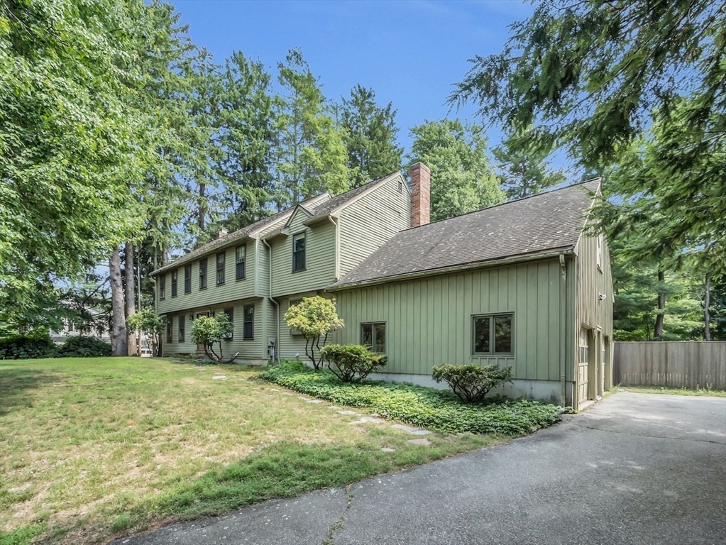 127 Quail Run Road North Andover, MA 01845 - Photo 1 of 29 Gallery Image 1