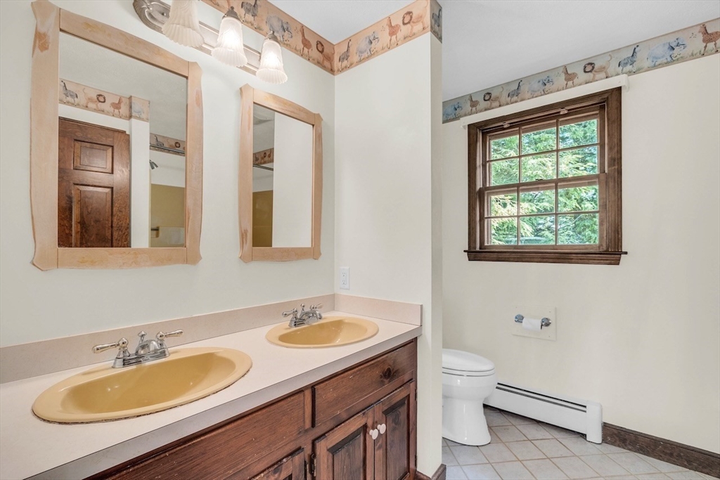 127 Quail Run Road North Andover, MA 01845 - Photo 19 of 29 Gallery Image 19