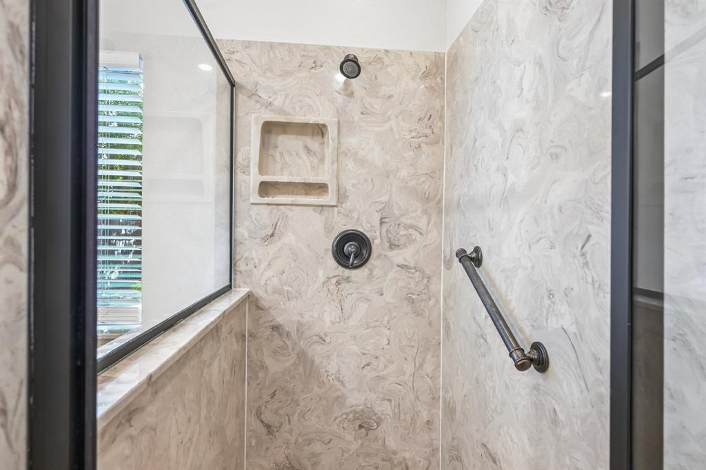 2617 Kirby Road Rowlett, TX 75088 - Photo 15 of 35 Primary Walk In Shower