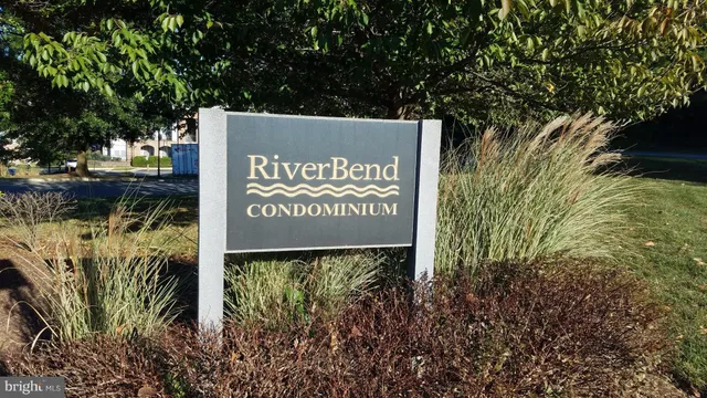 $2,400 | 46620 Drysdale Terrace, Unit 200, Sterling, VA 20165