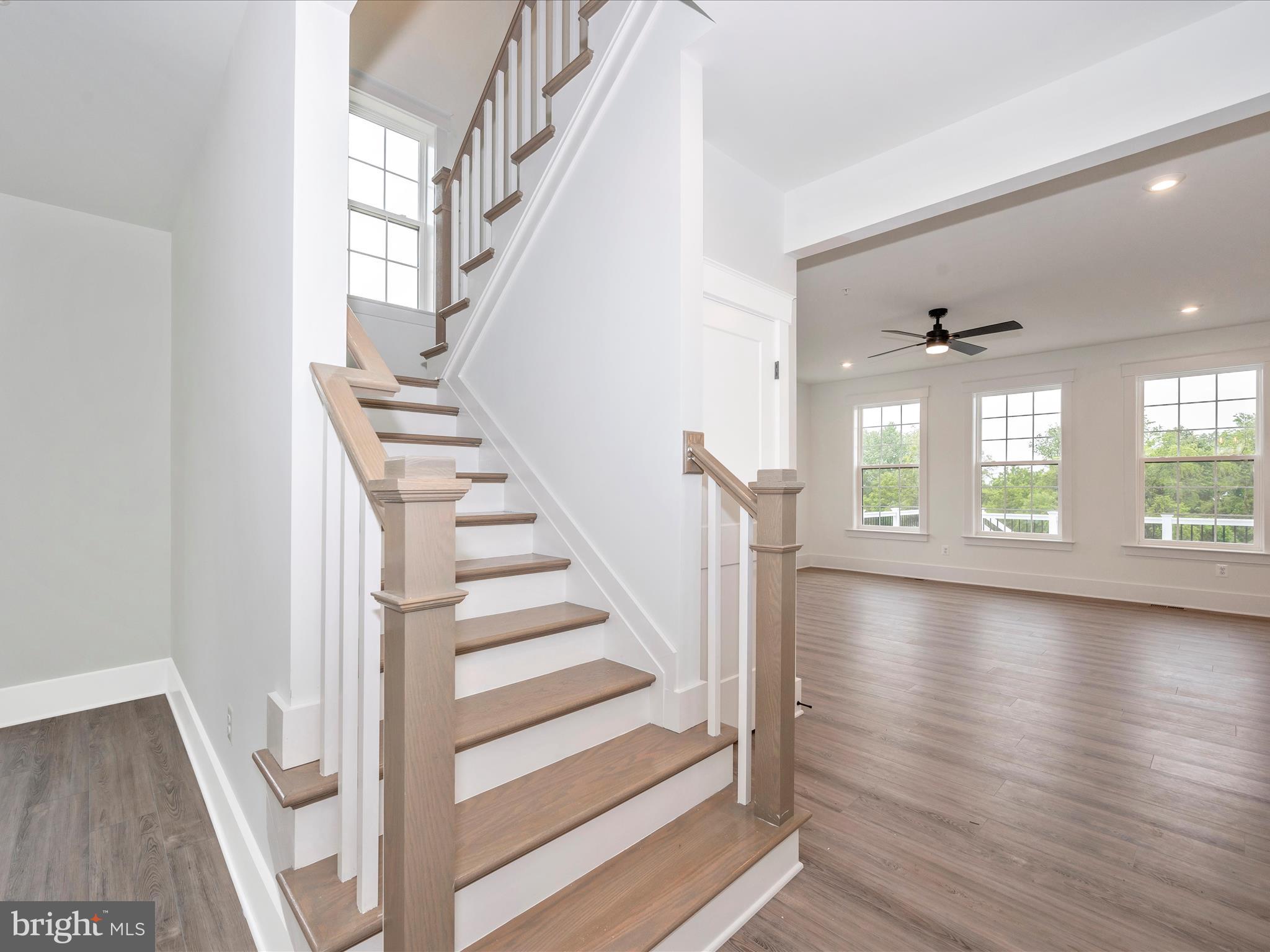 7030 Ridge Road Frederick, MD 21702 - Photo 25 of 72 Staircase