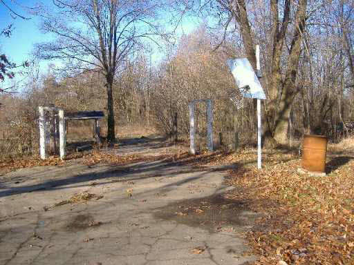 56305 Butternut Road South Bend, IN 46619 - Photo 2 of 8