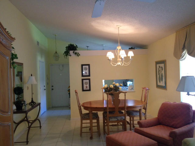 8330 Springtree Road Boca Raton, FL 33496 - Photo 4 of 13 Dining Area