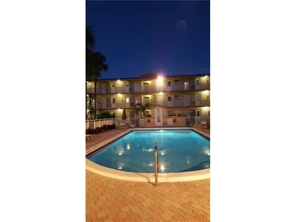 $1,200 | 5800 Margate Boulevard, Unit 725, Margate, FL 33063