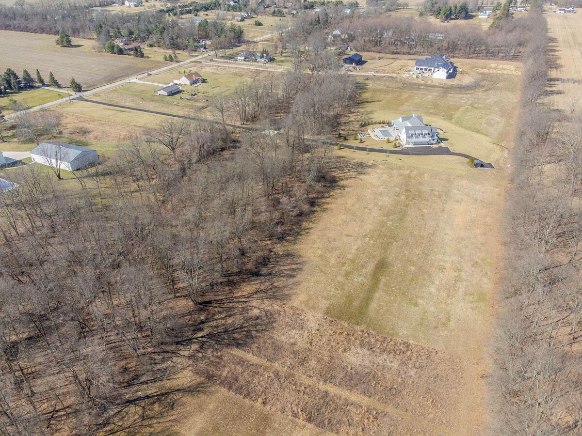 12481 Robins Road Westerville, OH 43082 - Photo 26 of 42 12481 Robins Rd -24