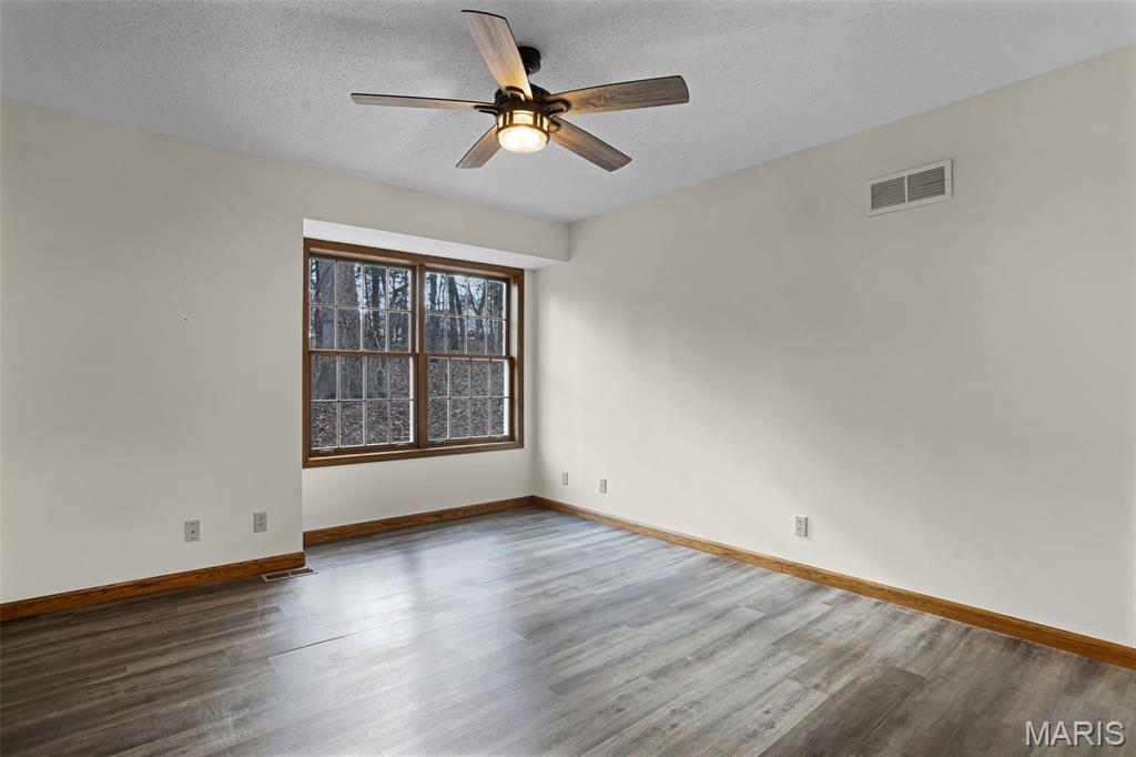 121 Tanglewood Road Union, MO 63084 - Photo 19 of 38