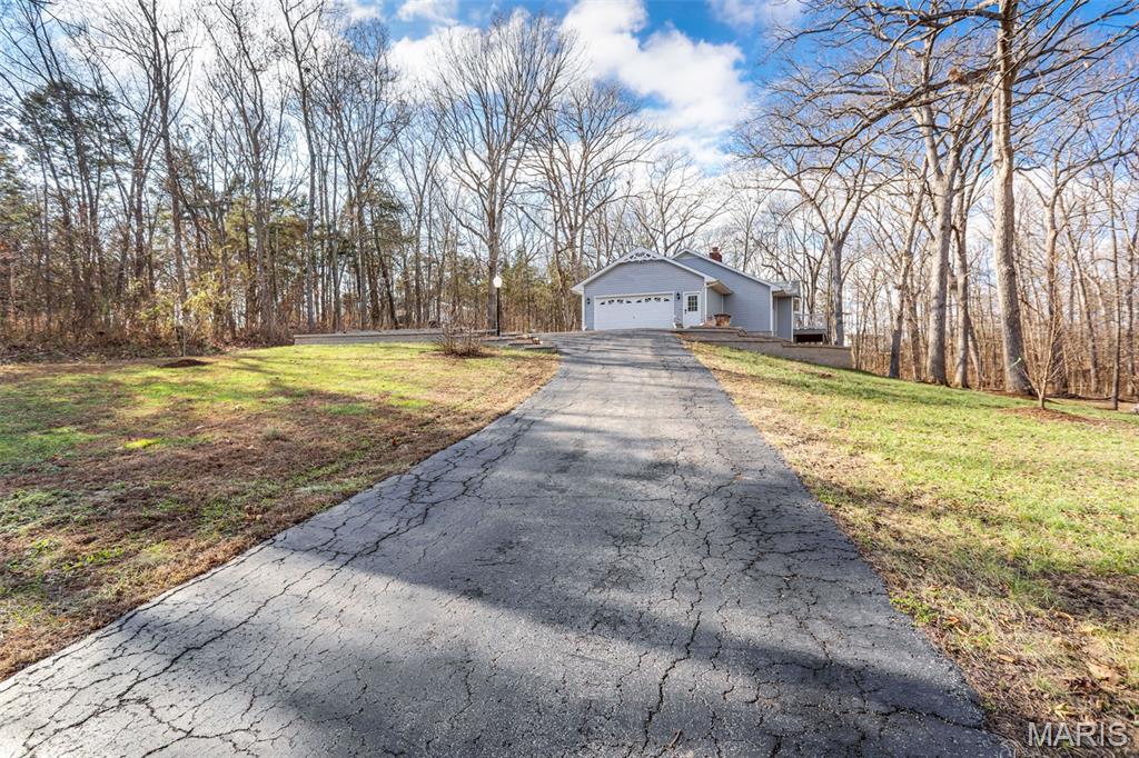 121 Tanglewood Road Union, MO 63084 - Photo 32 of 38