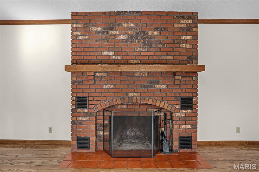 121 Tanglewood Road Union, MO 63084 - Photo 8 of 38