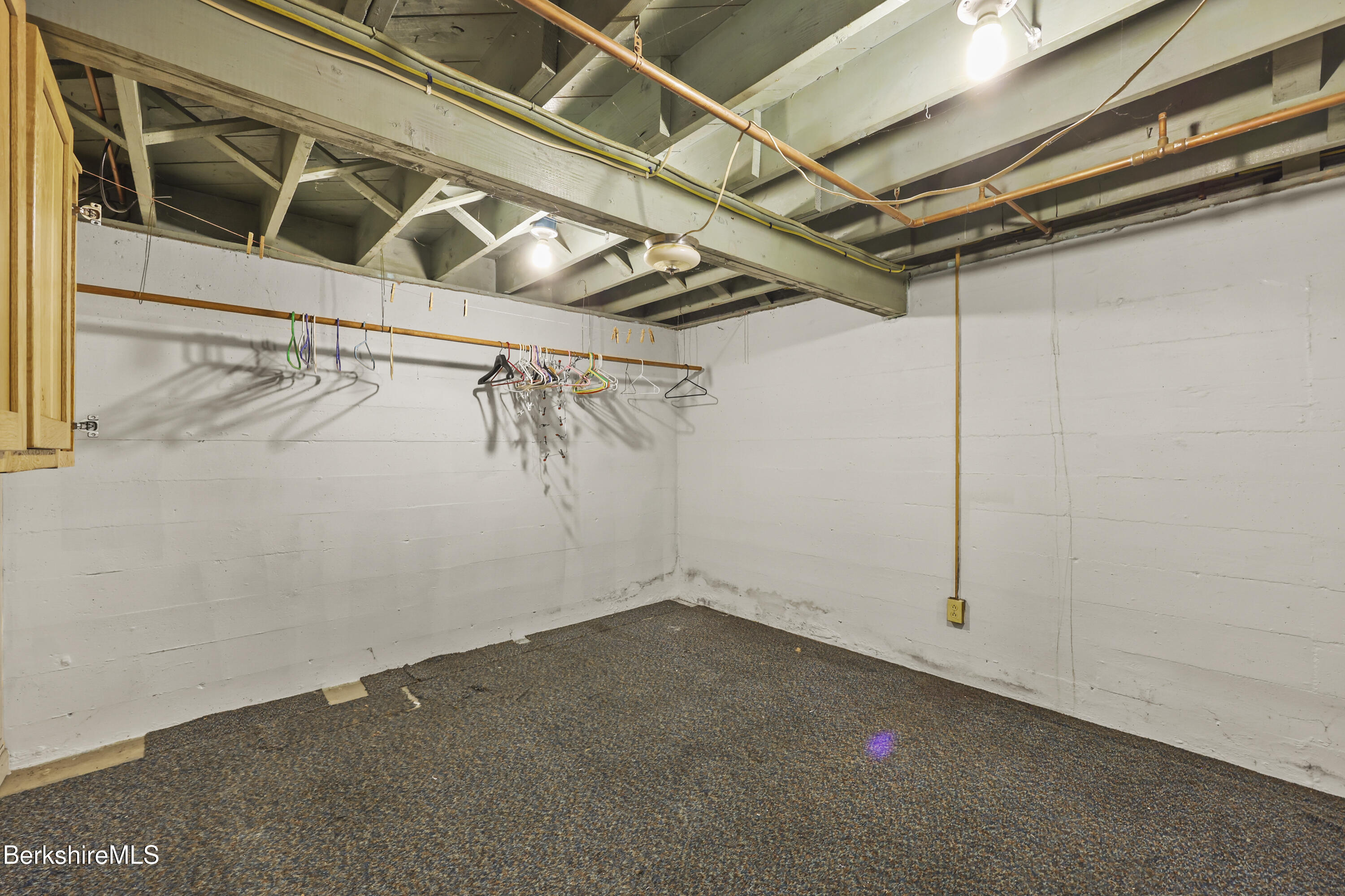 24 Temple Street Adams, MA 01220 - Photo 23 of 38 120 Lower Level
