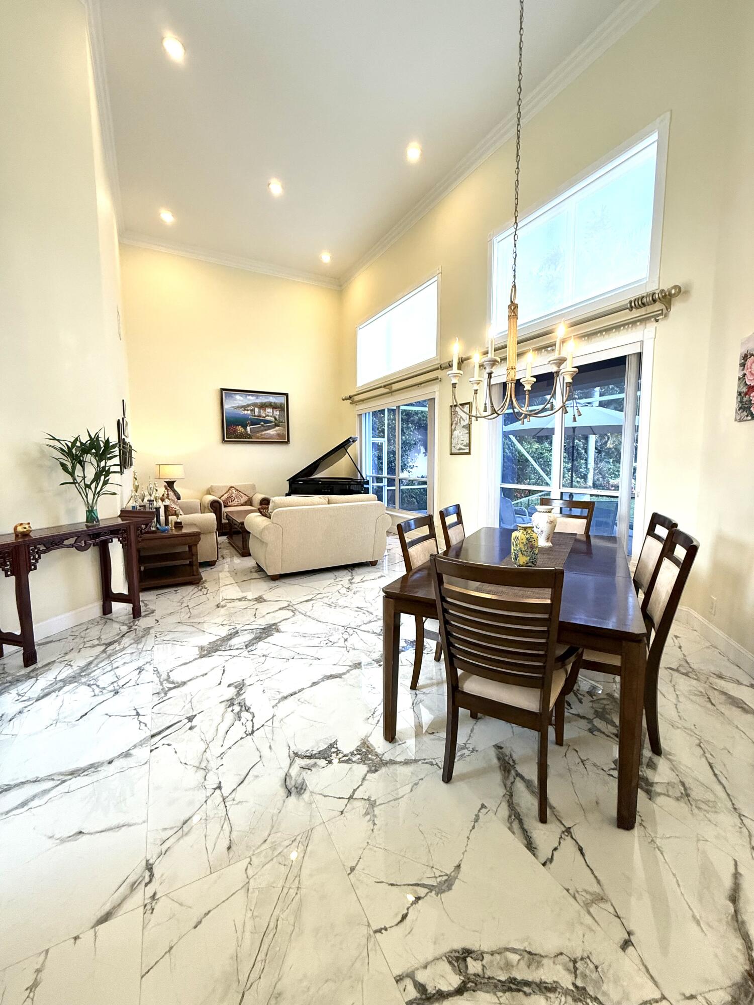 23261 Torre Circle Boca Raton, FL 33433 - Photo 3 of 32 IMG_5023