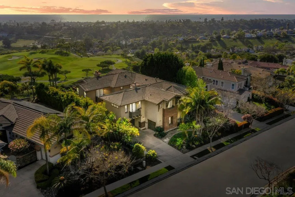 1375 Ravean Court Encinitas, CA 92024 - Photo 11 of 73