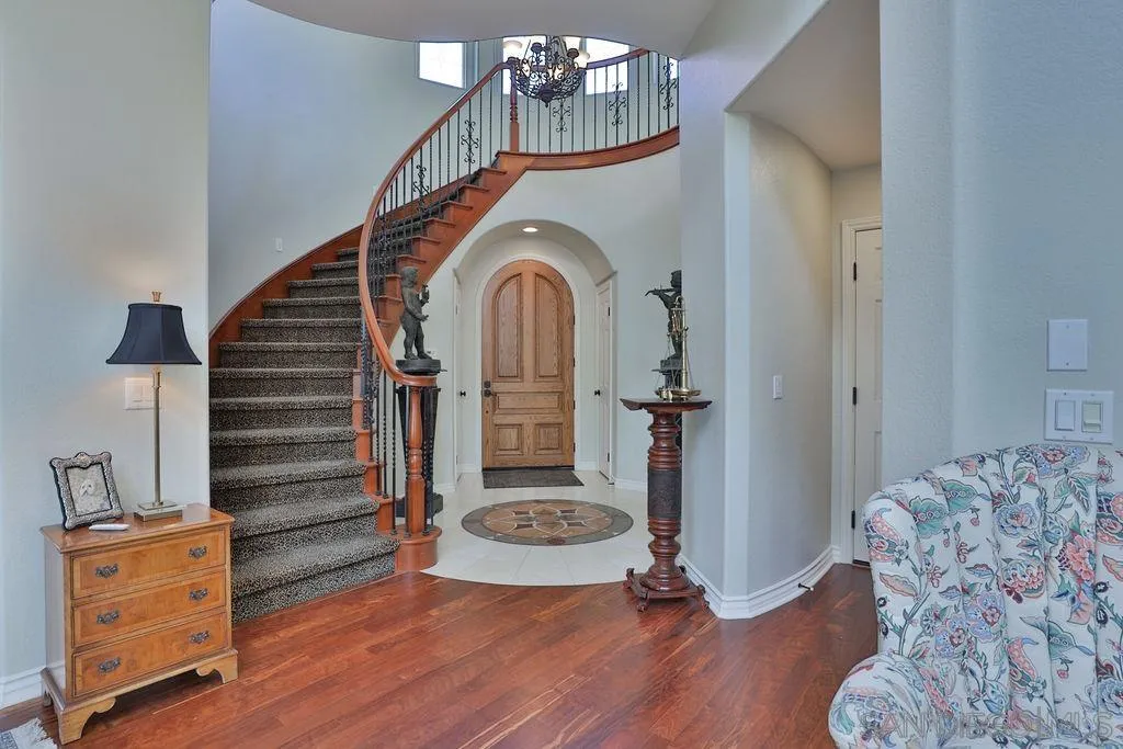 1375 Ravean Court Encinitas, CA 92024 - Photo 22 of 73 a view of a livingroom with wooden floor