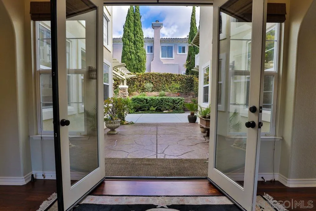 1375 Ravean Court Encinitas, CA 92024 - Photo 28 of 73