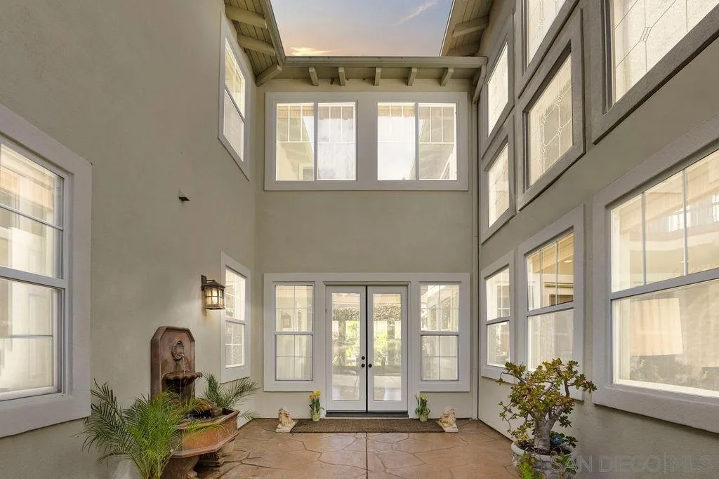 1375 Ravean Court Encinitas, CA 92024 - Photo 5 of 73