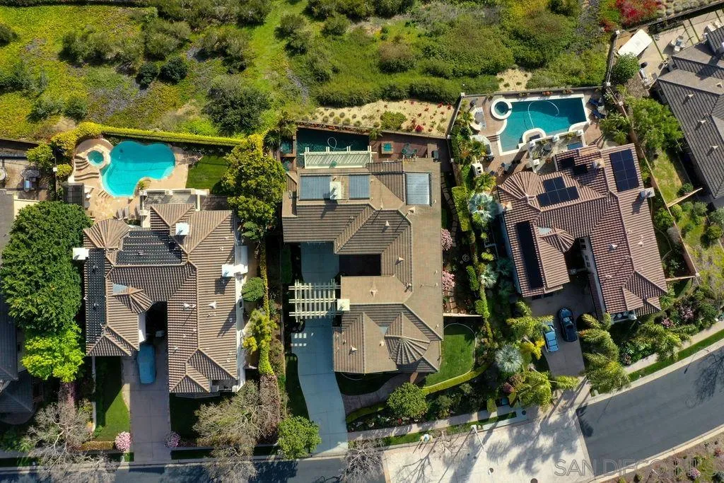 1375 Ravean Court Encinitas, CA 92024 - Photo 73 of 73 an aerial view of multiple house