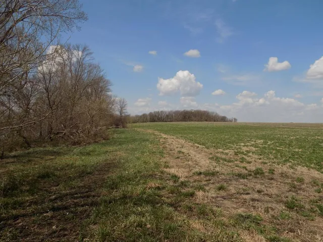 $895,000 | 801 140th Street, Sherburn, MN 56171