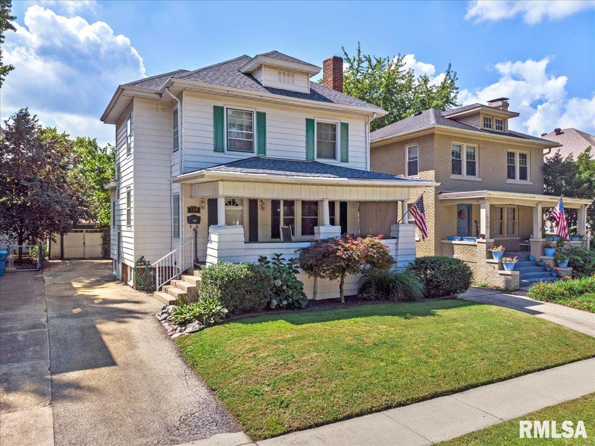 628 West Vine Street Springfield, IL 62704 - Photo 1 of 45