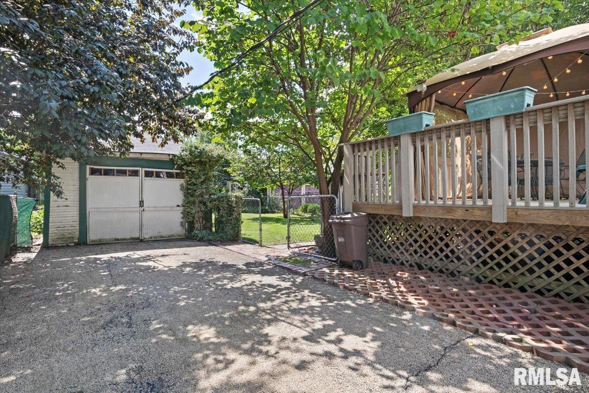 628 West Vine Street Springfield, IL 62704 - Photo 32 of 45